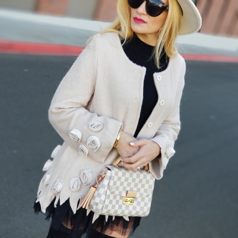 Classy Coat with Tulle trim - Picture 3 of 4